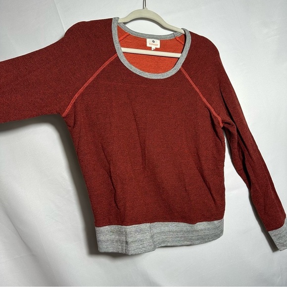NWOT Sundry Thick Knit Red and Gray Pajama Top/ Sweatshirt Size 3/ Large - Picture 3 of 5